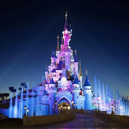 Enchanted House Disneyland Paris *